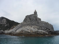 Portovenere, Church of San Pietro - The first thing that tourists see from a boat<br>
	  4320x3240, 1.18 MB