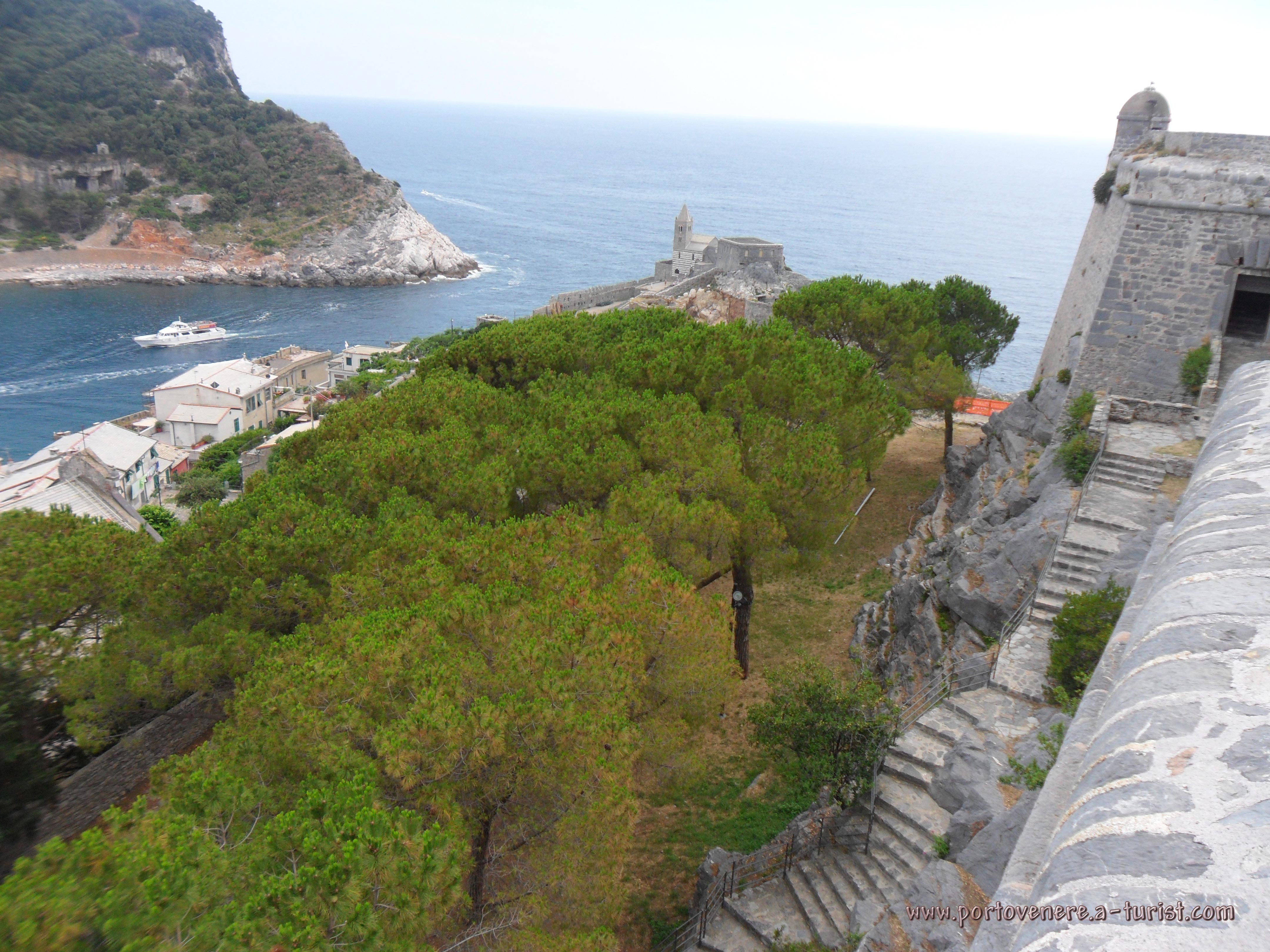 Portovenere, Doria Castle - Panoramic View<br>4320x3240, 1.79 MB