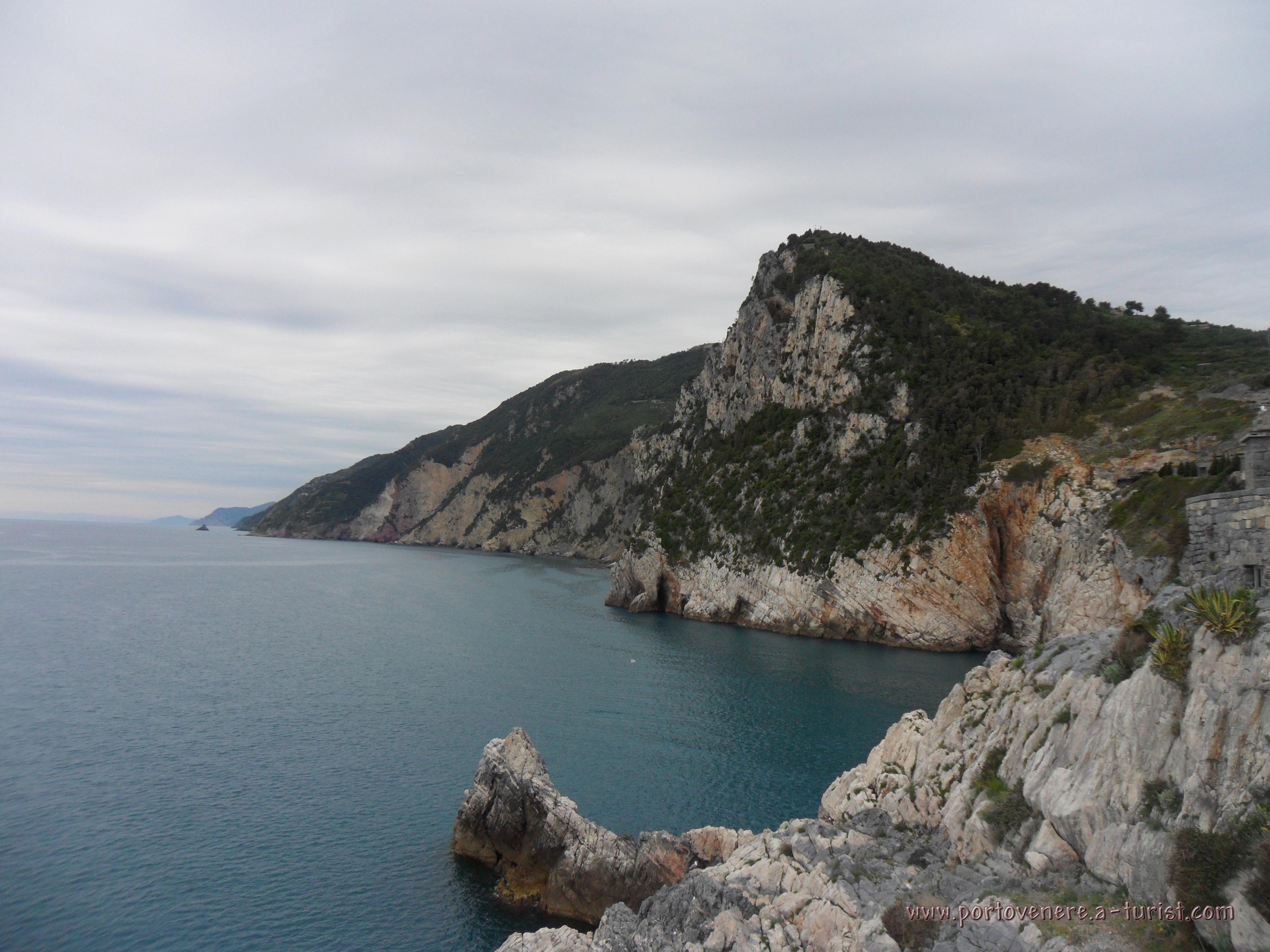 Other - Ligurian mountains towards the Cinque Terre<br>4320x3240, 1.25 MB