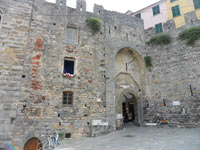 Portovenere - Porta del borgo<br>
	  4320x3240, 2.06 MB