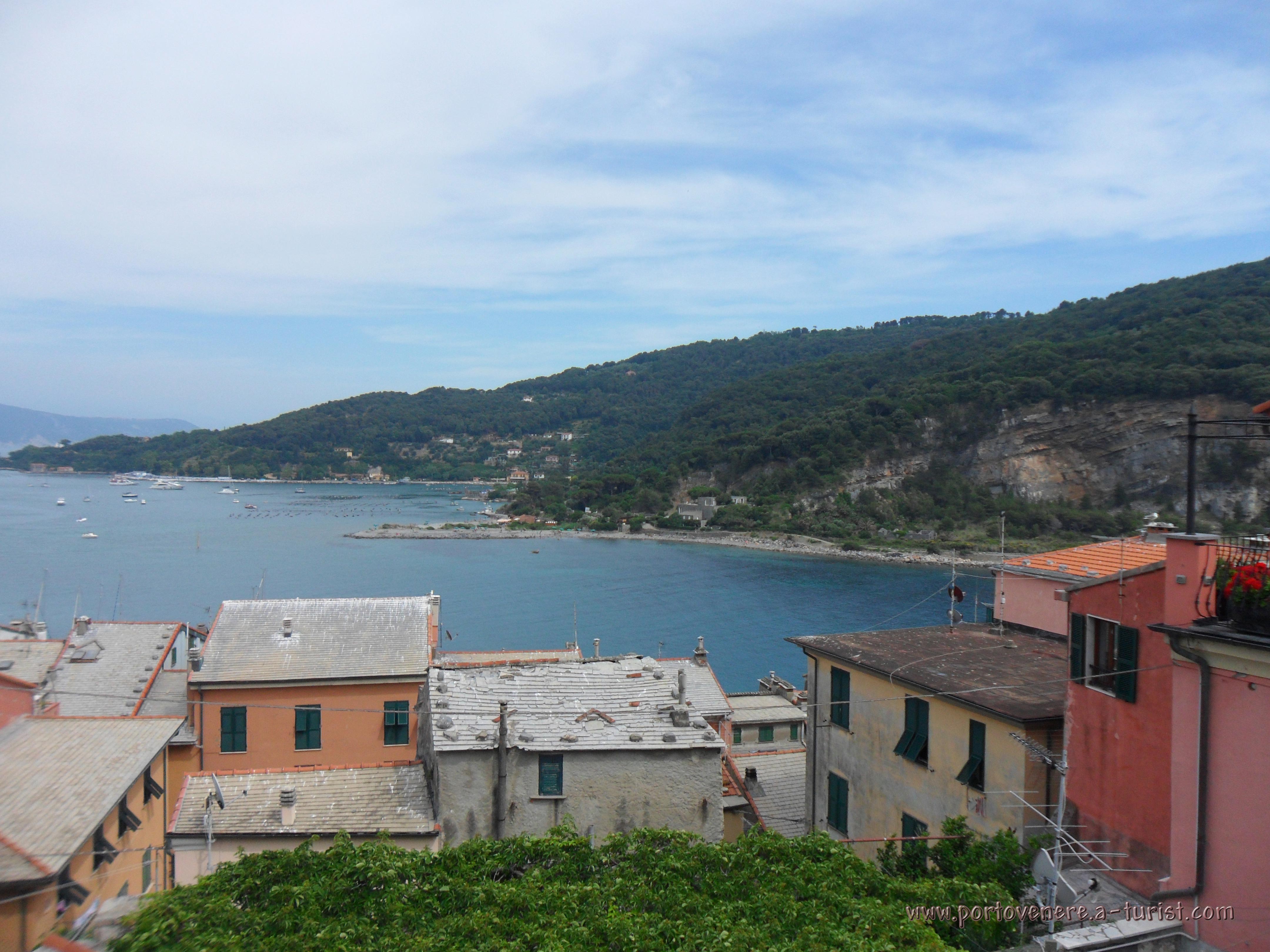 Portovenere - La vista panorámica desde el Castillo Doria<br>4320x3240, 1.24 MB